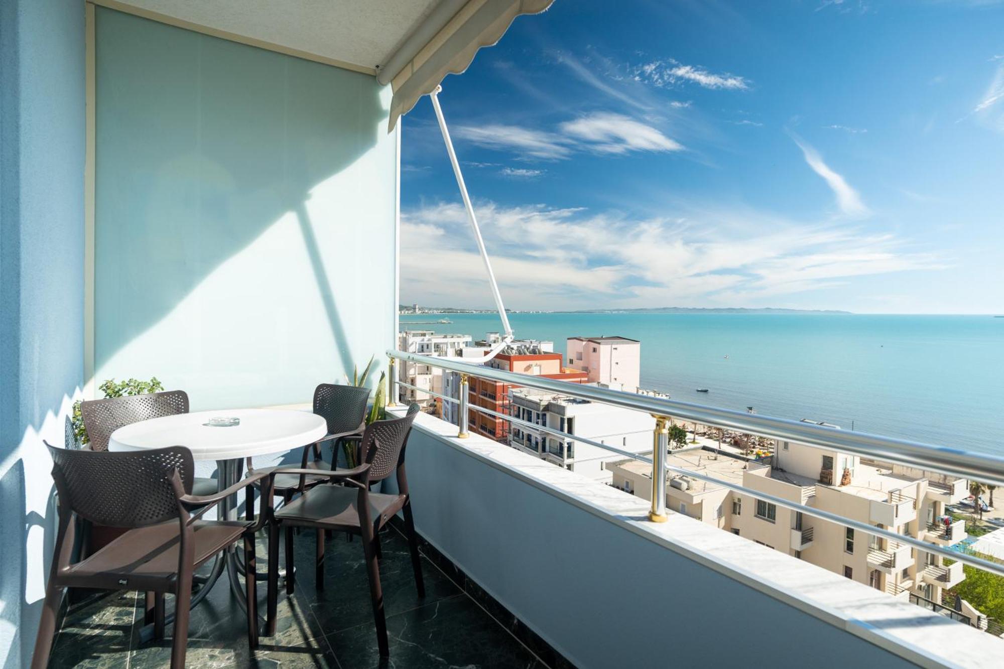 The Blue Pearl Apartment 2 ดูร์เรส ภายนอก รูปภาพ